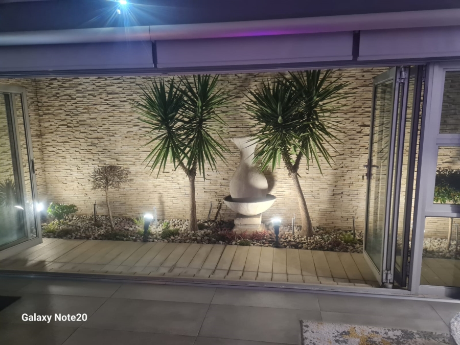 4 Bedroom Property for Sale in Zinniaville North West